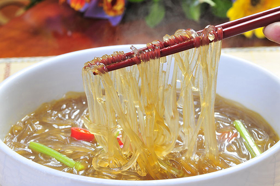 晶絲苕粉做的酸辣粉 晶絲苕粉做的酸辣粉