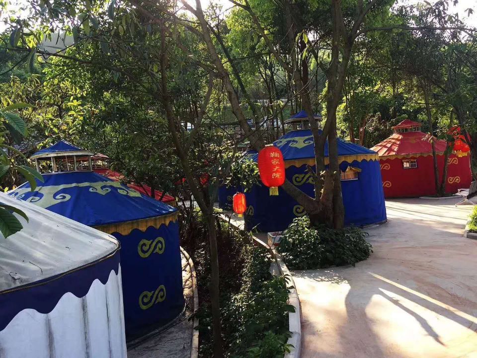 虎峰山<a style=color:#FF0000 href=http://www.pcluntan.com/art-10-3-yw.html?dq=>農(nóng)家樂</a>蒙古包 虎峰山<a style=color:#FF0000 href=http://www.pcluntan.com/art-10-3-yw.html?dq=>農(nóng)家樂</a>蒙古包