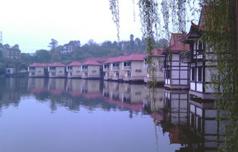 水上小別墅夜景 水上小別墅夜景