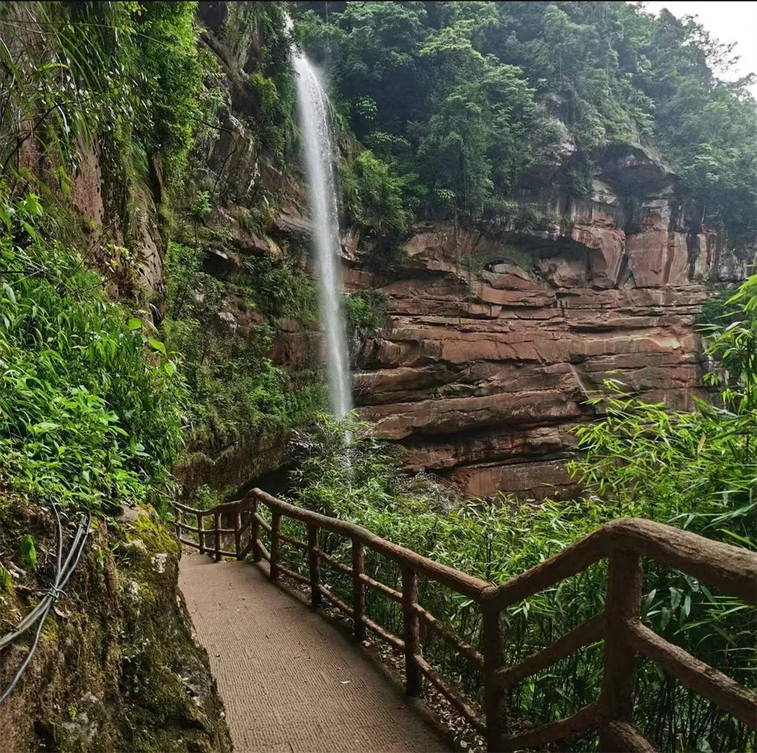 1dad25f1dfe8603532870fe6f6d4b26